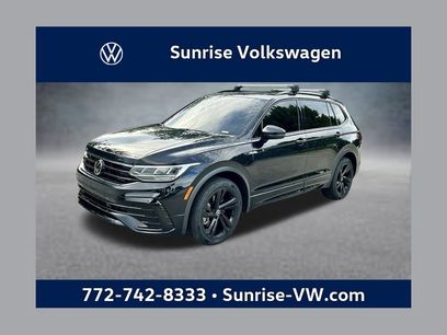 Certified 2023 Volkswagen Tiguan SE R-Line