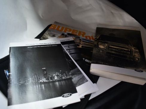 Used 2015 Ford F350 Platinum w/ FX4 Off-Road Package image 19