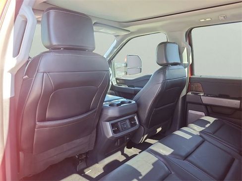 Used 2023 Ford F250 Lariat w/ Sport Appearance Package image 11