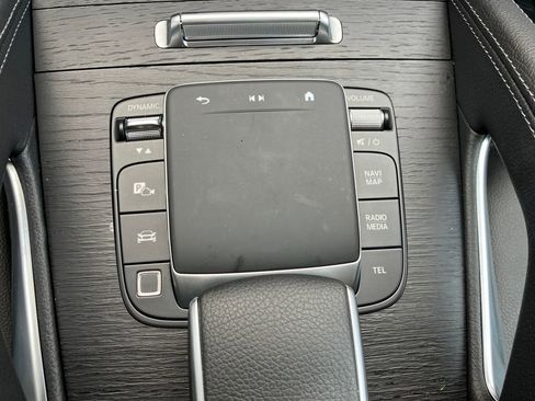 Used 2025 Mercedes-Benz GLE 350 4MATIC image 24