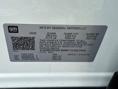 Used 2023 Chevrolet Traverse LT image 30