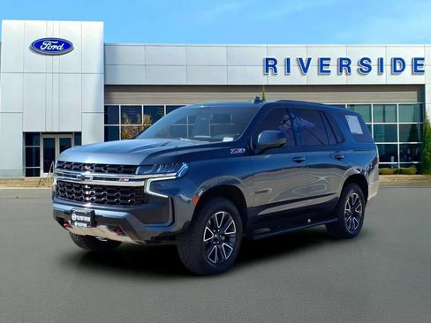 Used 2021 Chevrolet Tahoe Z71 w/ Rear Media and Nav Package AWD/4WD image 3