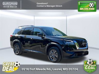 Used 2025 Nissan Pathfinder SV