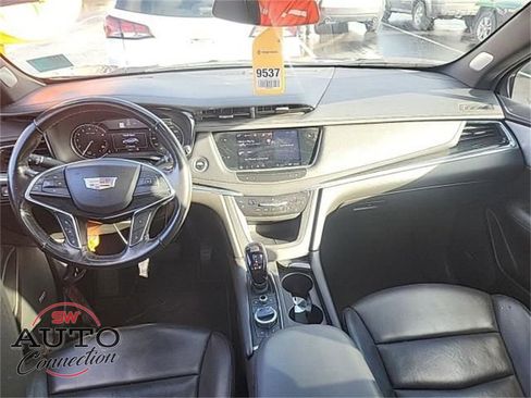 Used 2023 Cadillac XT5 Premium Luxury image 7