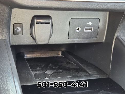 Used 2023 Nissan Versa SV FWD image 26
