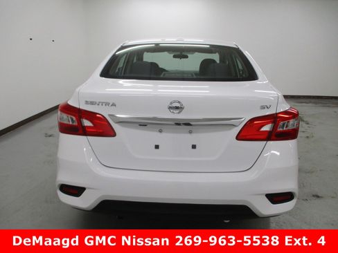 Used 2019 Nissan Sentra SV image 6