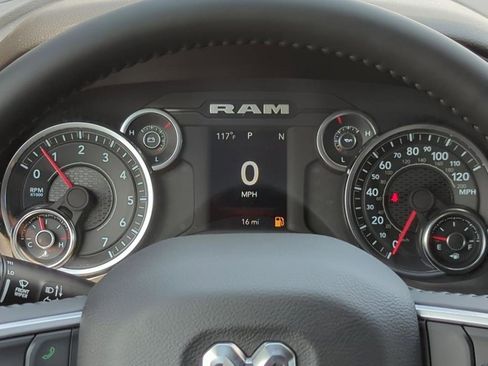 Used 2023 RAM 1500 Lone Star AWD/4WD image 23