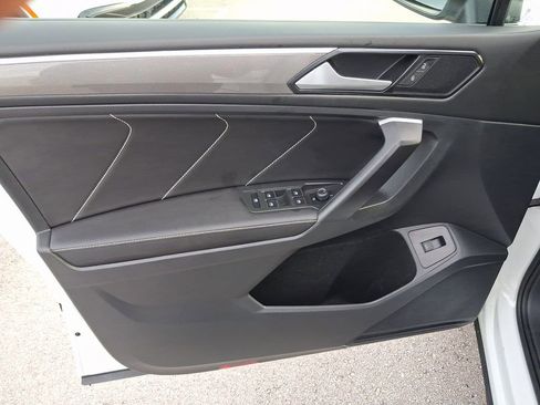 Certified 2024 Volkswagen Tiguan SE R-Line FWD image 16