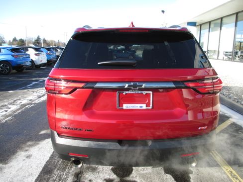 Certified 2023 Chevrolet Traverse RS w/ LPO, Floor Liner Package image 4