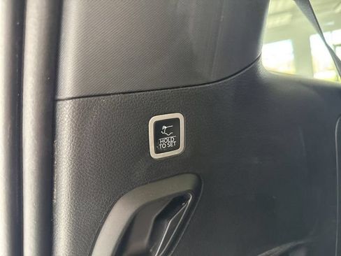 Used 2023 Jeep Grand Wagoneer Series II w/ Flexible Seating Group AWD/4WD image 18