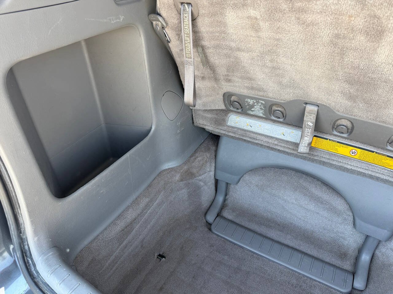 Used 2008 Toyota Sienna LE FWD image 28