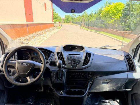 Used 2019 Ford Transit 150 148 Medium Roof RWD image 22