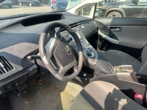 Used 2012 Toyota Prius Two FWD image 4
