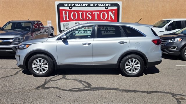 Used 2020 Kia Sorento LX AWD/4WD image 1