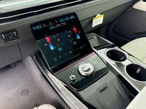 New 2025 Cadillac Escalade IQ Luxury 1 w/ Smart Trailering package AWD/4WD image 26