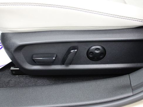 New 2026 Nissan Sentra SL w/ Floor Mat Package image 18