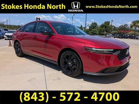 Certified 2025 Honda Accord SE image 2