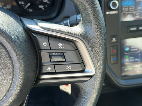Certified 2025 Subaru Impreza 2.0i image 12
