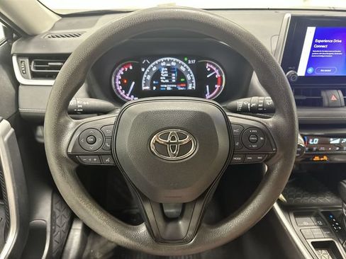 Used 2023 Toyota RAV4 XLE FWD image 14