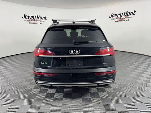 Used 2023 Audi Q5 2.0T Premium w/ Convenience Package AWD/4WD image 8