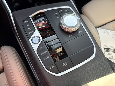 New 2026 BMW 330i xDrive Sedan w/ M Sport Package image 17