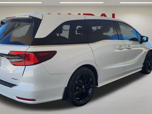 Used 2024 Honda Odyssey Sport image 8