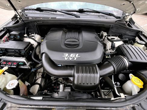 Used 2012 Jeep Grand Cherokee Limited w/ Luxury Group II image 31