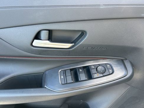 New 2026 Nissan Sentra SR w/ Floor Mat Package FWD image 18