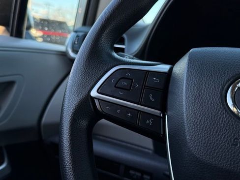 Used 2021 Toyota Sienna LE image 10