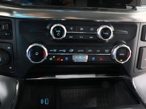 Used 2023 Ford F150 Lariat w/ Equipment Group 502A High AWD/4WD image 10