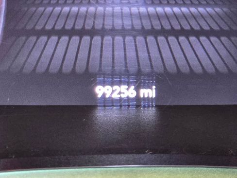 Used 2015 Dodge Challenger SXT Plus image 20