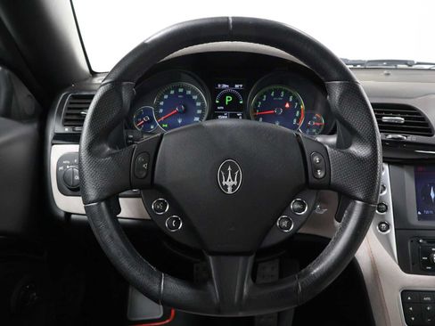 Used 2016 Maserati GranTurismo Sport RWD image 23