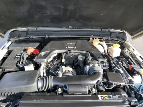 Used 2020 Jeep Gladiator Sport w/ Quick Order Package 24S image 11