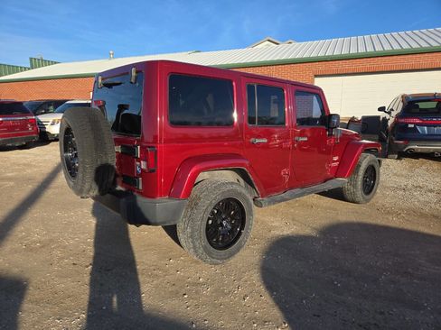 Used 2013 Jeep Wrangler Unlimited Sahara w/ Connectivity Group image 3