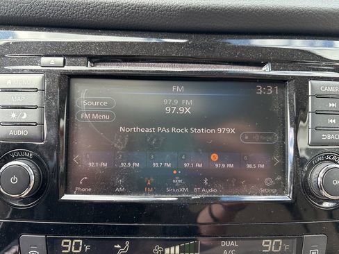 Used 2019 Nissan Rogue SL w/ Premium Package image 20