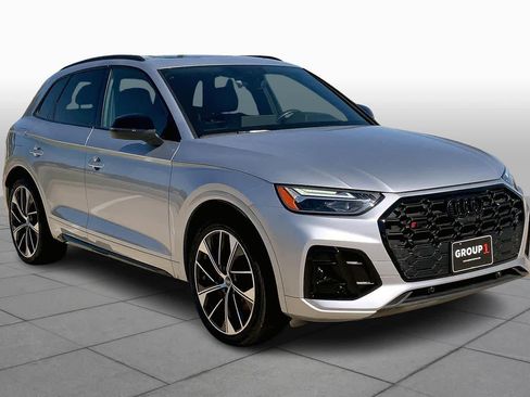 Used 2022 Audi SQ5 Premium Plus w/ Premium Plus Package AWD/4WD image 3
