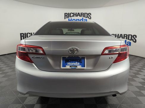 Used 2012 Toyota Camry LE FWD image 4