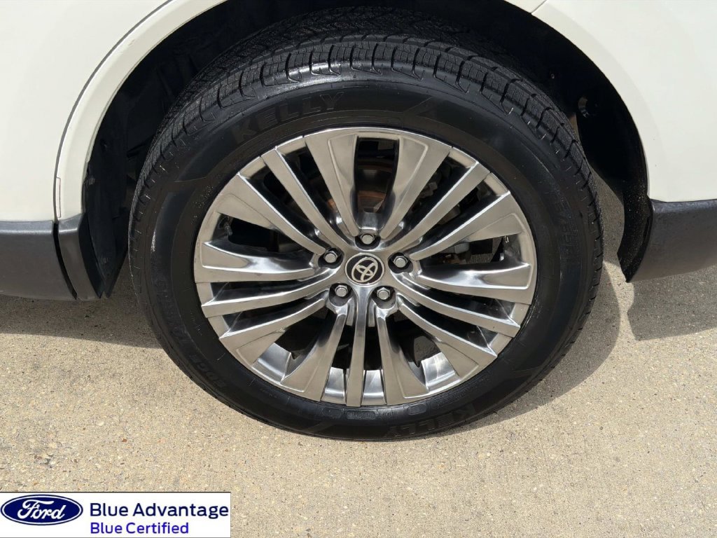 Used 2021 Toyota Venza Limited AWD/4WD image 7
