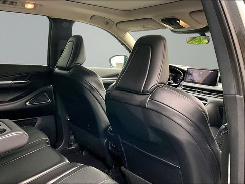 Used 2023 INFINITI QX60 Sensory w/ Cargo Package AWD/4WD image 16