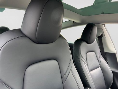 Used 2023 Tesla Model 3 Standard Range RWD image 48