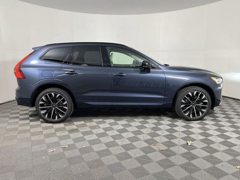 New 2026 Volvo XC60 T8 Ultra w/ Protection Package Premier AWD/4WD image 9