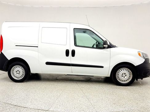 Used 2021 RAM ProMaster City Tradesman image 4