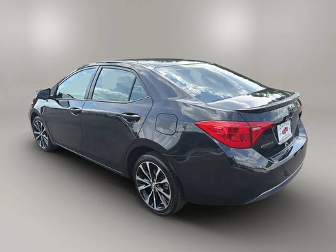 Used 2018 Toyota Corolla SE FWD image 7