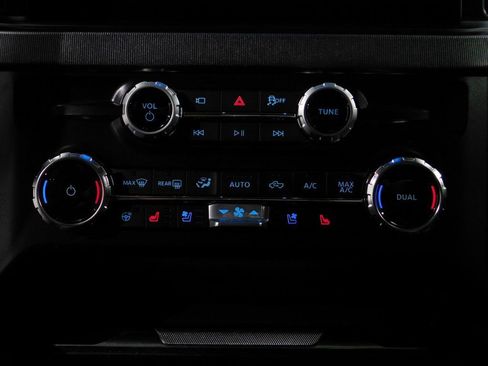 Used 2025 Ford F250 Platinum image 51