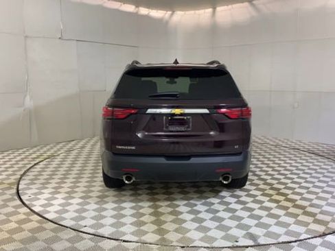 Used 2023 Chevrolet Traverse LT FWD image 7