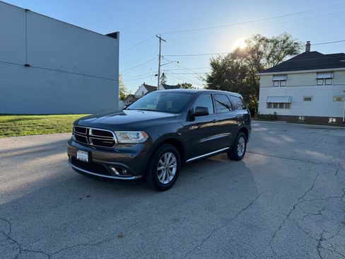 Used 2019 Dodge Durango SXT w/ Trailer Tow Group IV AWD/4WD image 3