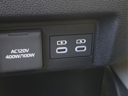 New 2026 Toyota Tacoma Limited AWD/4WD image 15