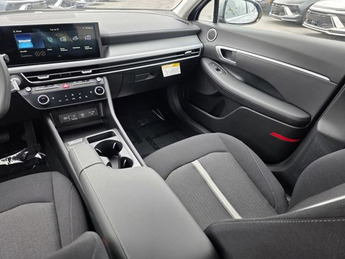 New 2025 Hyundai Sonata SEL image 18