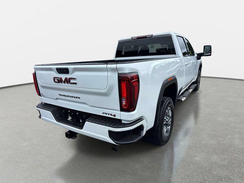 Used 2021 GMC Sierra 2500 AT4 w/ Snow Plow Prep/Camper Package AWD/4WD image 4