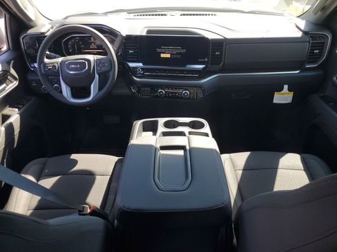 New 2026 GMC Sierra 1500 Elevation image 8